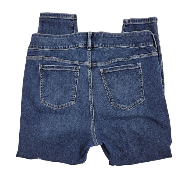 Torrid Women's Super Soft Dark Wash High Rise Jegging Size 18s (Short) - Picture 2 of 13